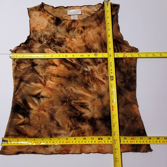 Geri C. New York Shades of Brown & Rust feels like Suede (L) Made in USA - Picture 8 of 8